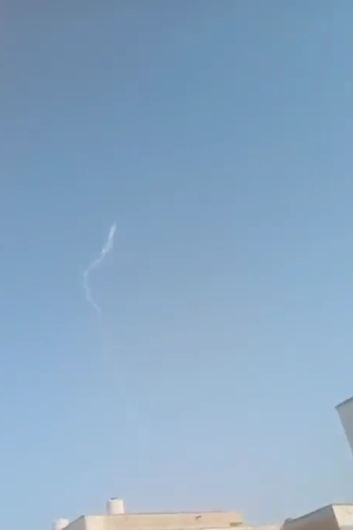 伊朗格什姆岛防空系统启动