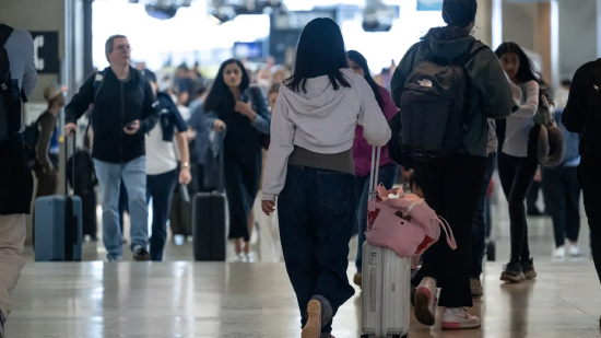 机票价格或将继续走高，但航空公司利润却难同步上涨